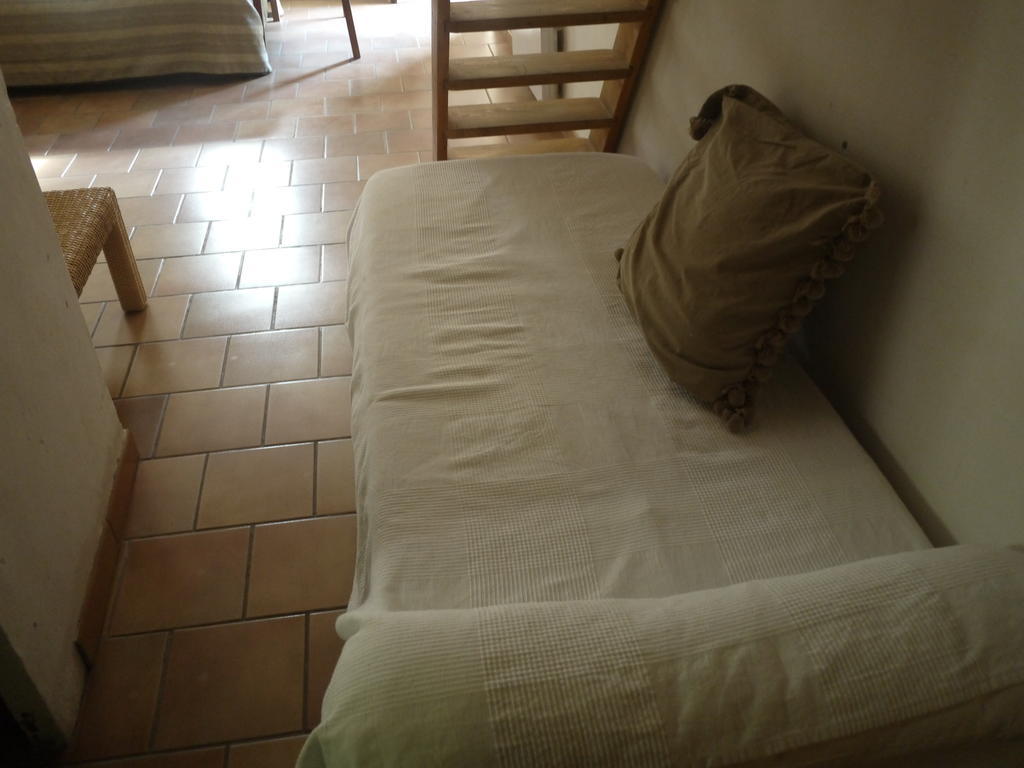Auberge Des Seguins Buoux Kamer foto